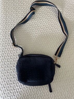 Stella & Dot Navy Croc-Embossed Crossbody Camera Bag with Striped Strap